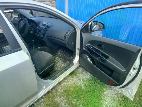 Kia Ceed 2009, фото 19