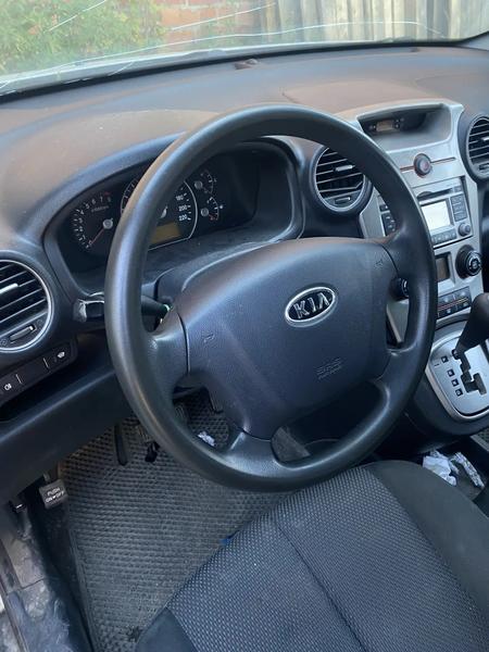 Kia Carens 2009, фото 8