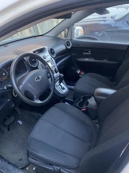 Kia Carens 2009, фото 9