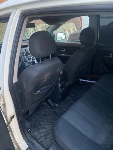 Kia Carens 2009, фото 10