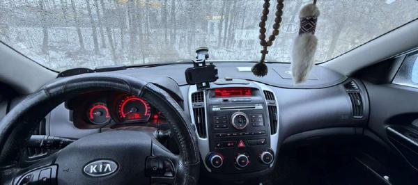 KIA Ceed 2011, фото 12