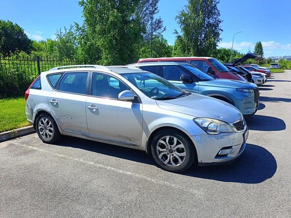 Kia Ceed 2010, фото 2