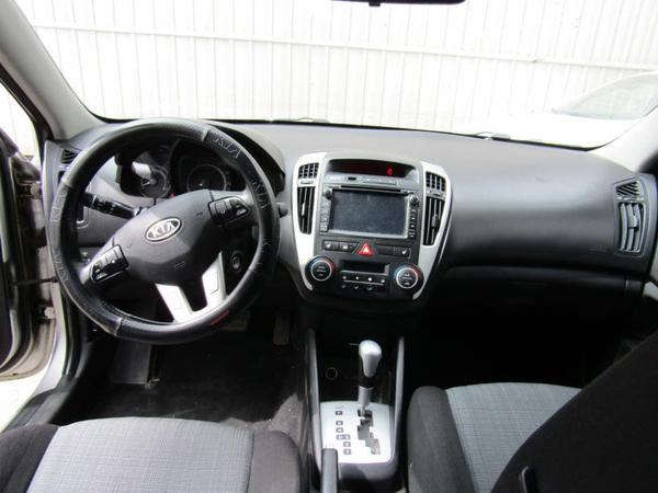 Kia Ceed 2012, фото 39