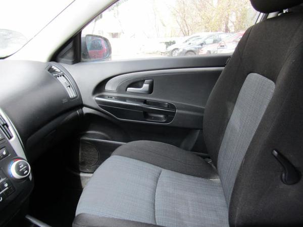 Kia Ceed 2012, фото 38