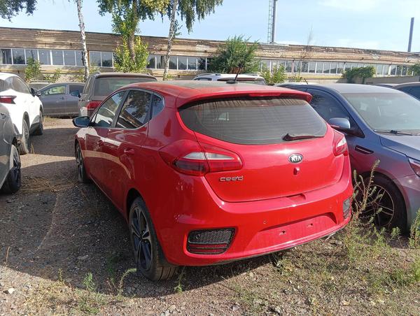 Kia Ceed 2015, фото 11