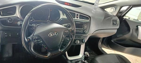 Kia Ceed 2012, фото 18