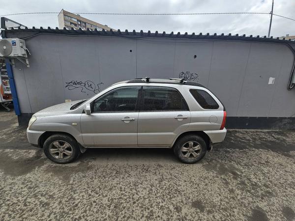Kia Sportage 2010, фото 3