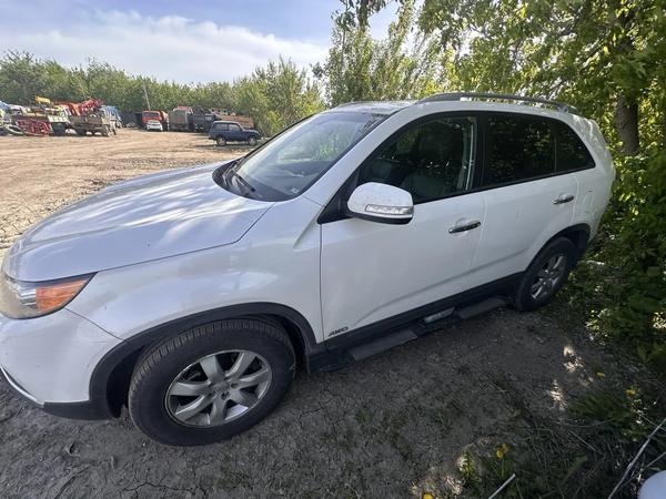 Kia Sorento 2011, фото 24