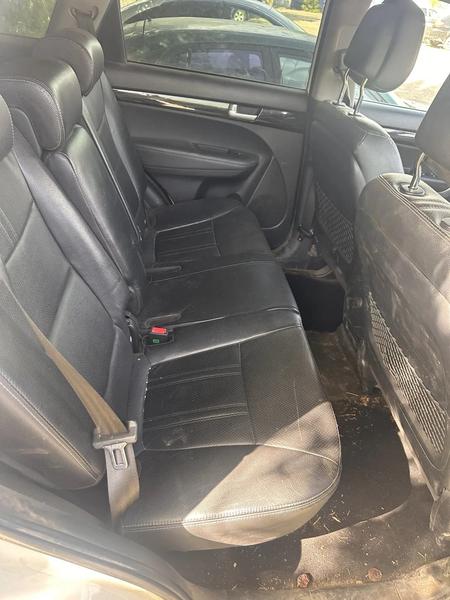 Kia Sorento 2011, фото 17