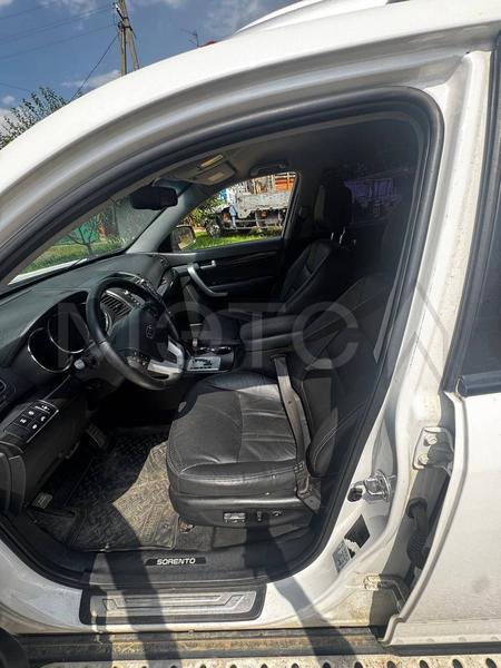 Kia Sorento 2011, фото 5
