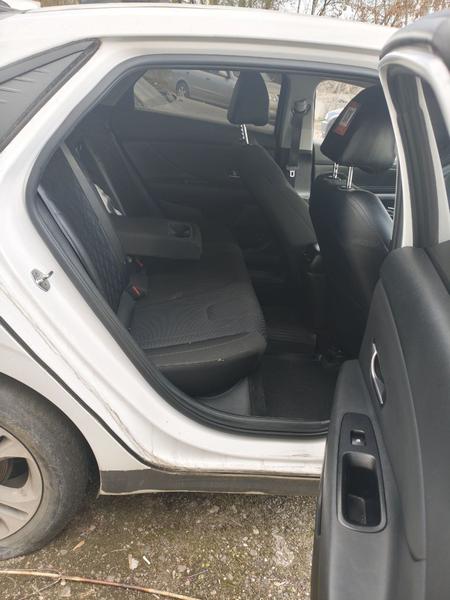 Hyundai Elantra 2021, фото 9
