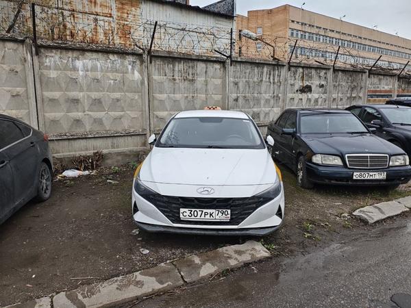 Hyundai Elantra 2021, фото 2
