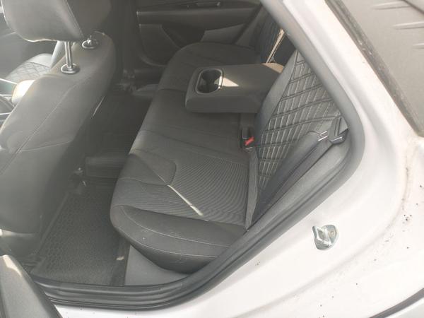 Hyundai Elantra 2021, фото 11