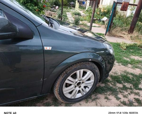 Opel Astra 2010, фото 8