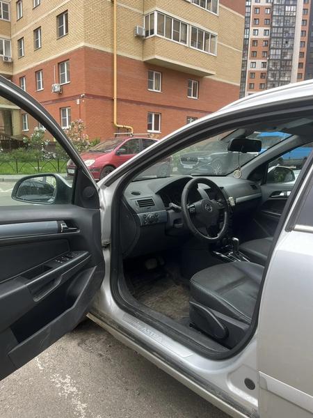 Opel Astra 2011, фото 9
