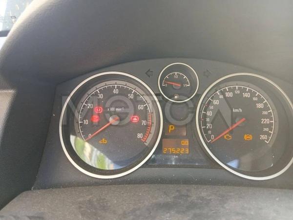 Opel Astra 2012, фото 6