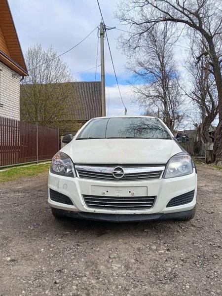 Opel Astra 2013, фото 7