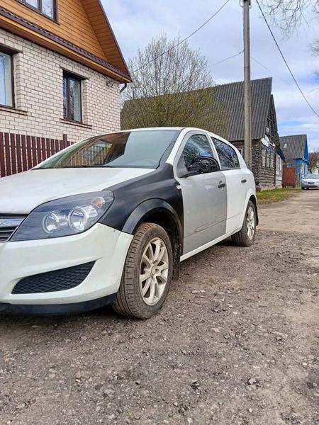 Opel Astra 2013, фото 11