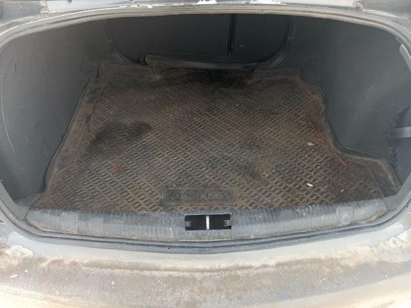 Opel Astra 2012, фото 10