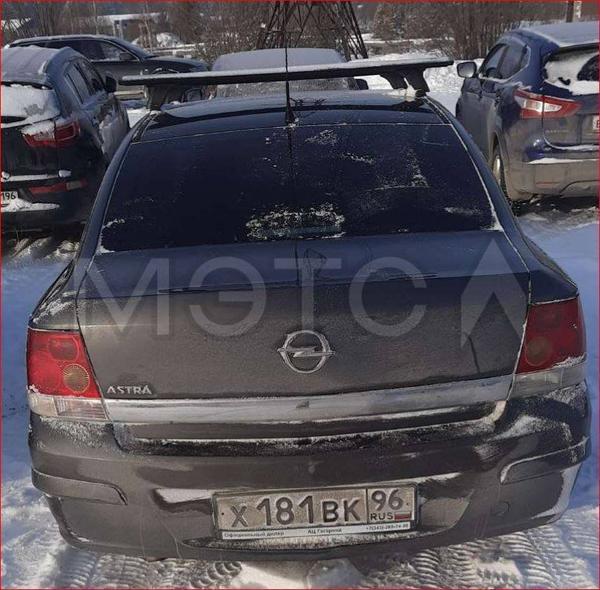 Opel Astra 2012, фото 5