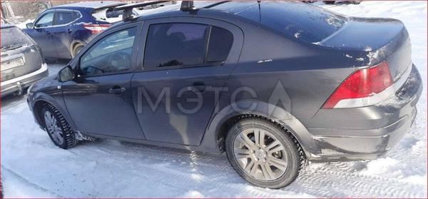 Opel Astra 2012, фото 3