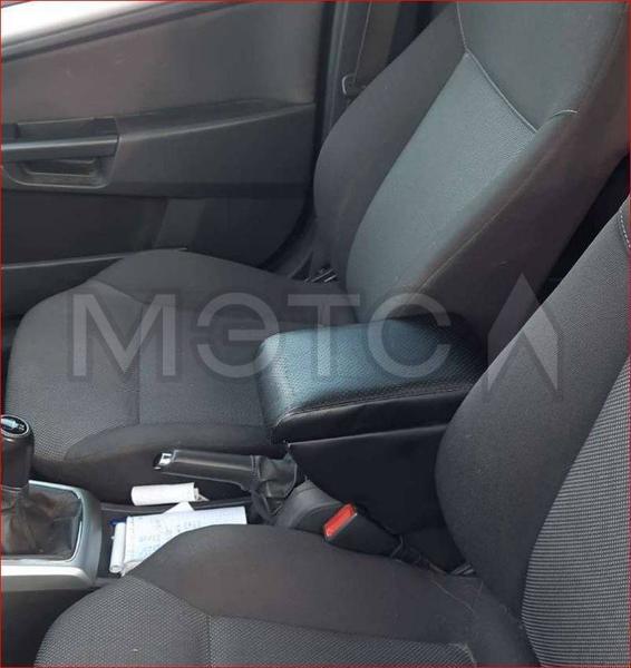 Opel Astra 2012, фото 7