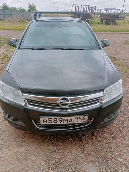 Opel Astra 2012, фото 4