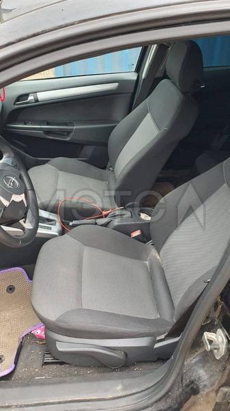 Opel Astra 2014, фото 6