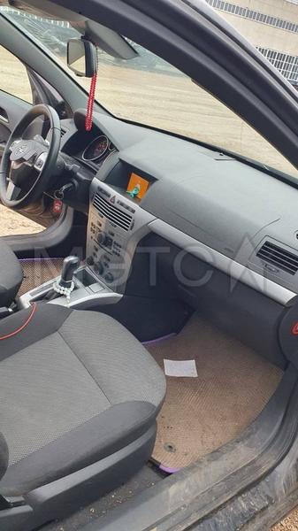Opel Astra 2014, фото 7