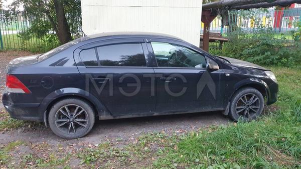 Opel Astra 2014, фото 2