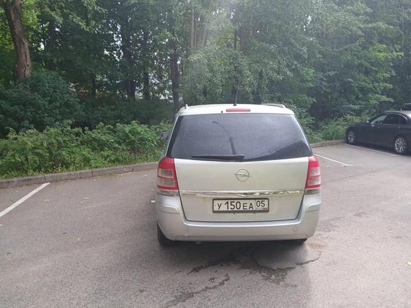 Opel Zafira 2012, фото 8