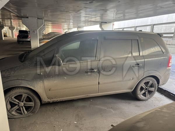 Opel Zafira 2012, фото 4