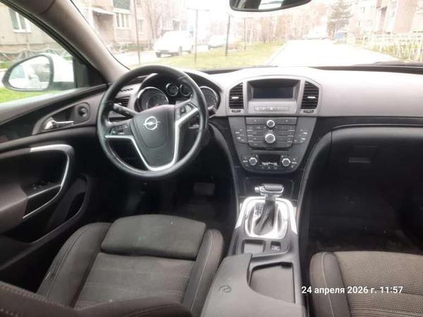 Opel Insignia 2012, фото 10