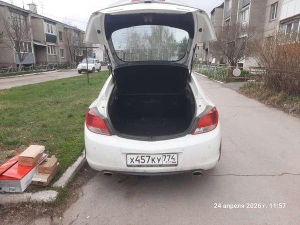 Opel Insignia 2012, фото 9