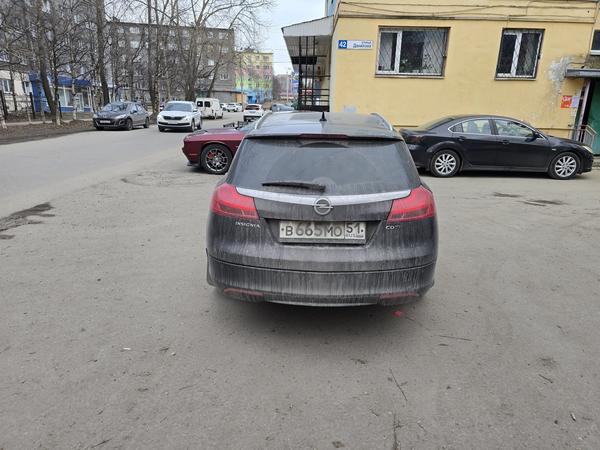 Opel Insignia 2012, фото 3