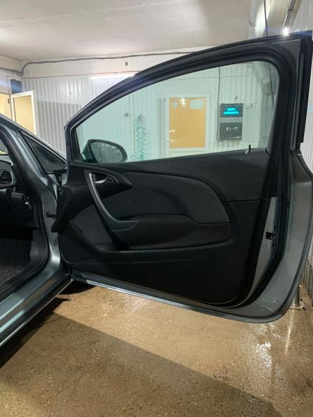 Opel Astra 2012, фото 13