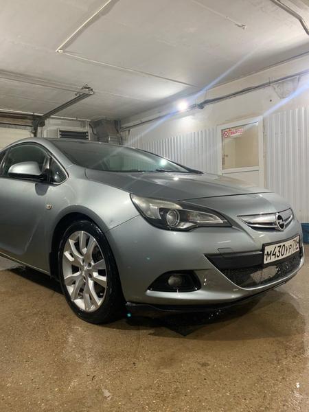 Opel Astra 2012, фото 5