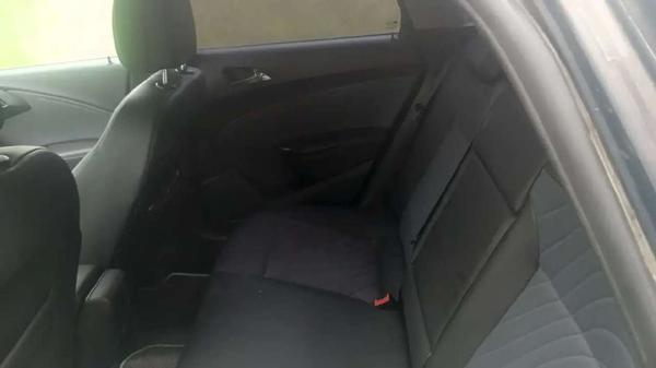 Opel Astra 2013, фото 13