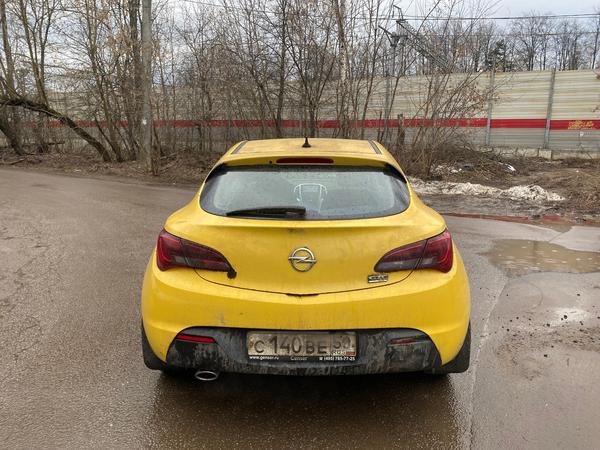 Opel Astra 2013, фото 4