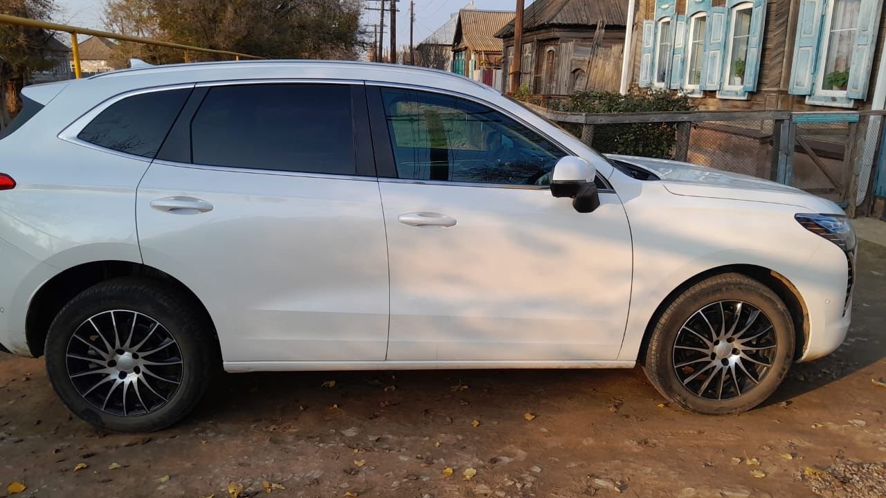 Haval Jolion