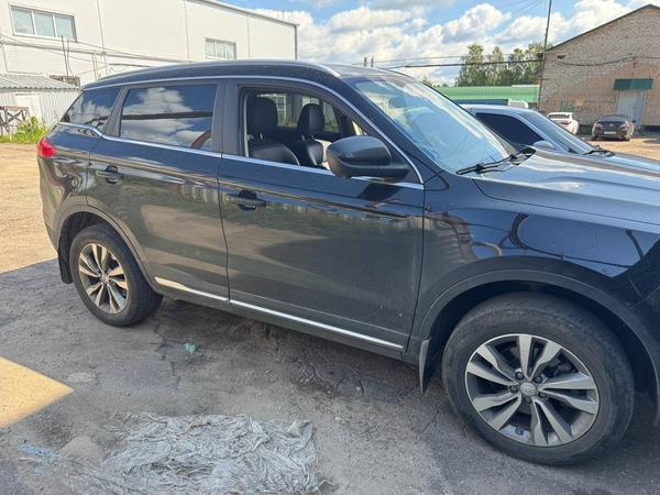 Geely Atlas 2021, фото 4