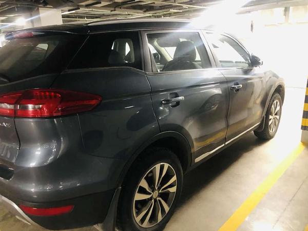 Geely Atlas 2021, фото 3
