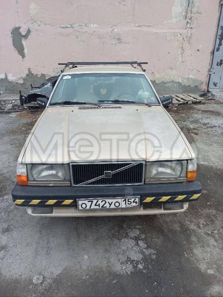 Volvo 740 1987, фото 2