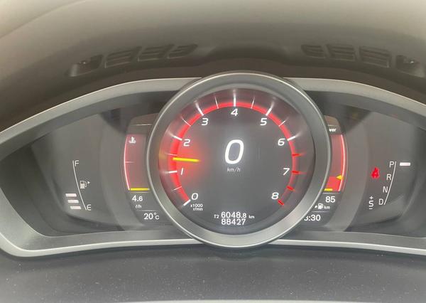 Volvo V40 2018, фото 6