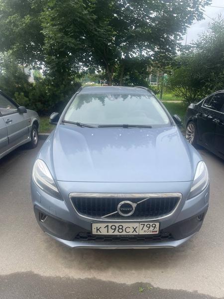 Volvo V40 2018, фото 2