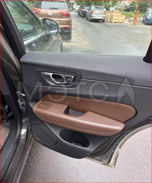Volvo XC60 2019, фото 20