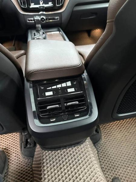 Volvo XC60 2019, фото 58