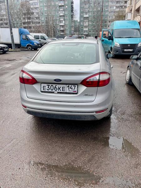 Ford Fiesta 2015, фото 2