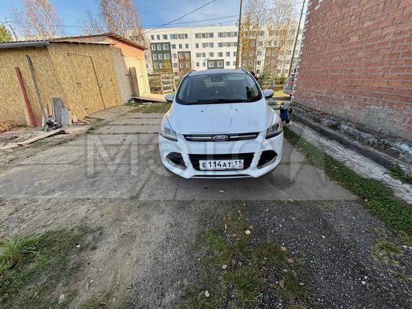 Ford Kuga 2013, фото 2