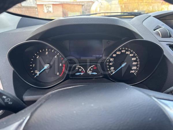 Ford Kuga 2013, фото 8
